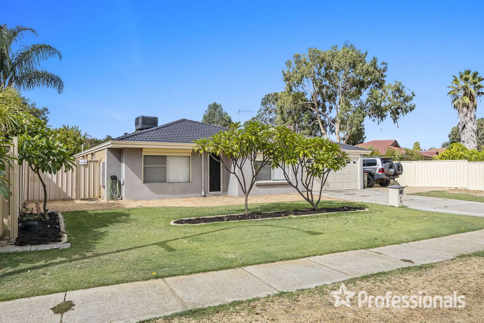 35 Beeston Crescent, Marangaroo WA 6064, Image 1