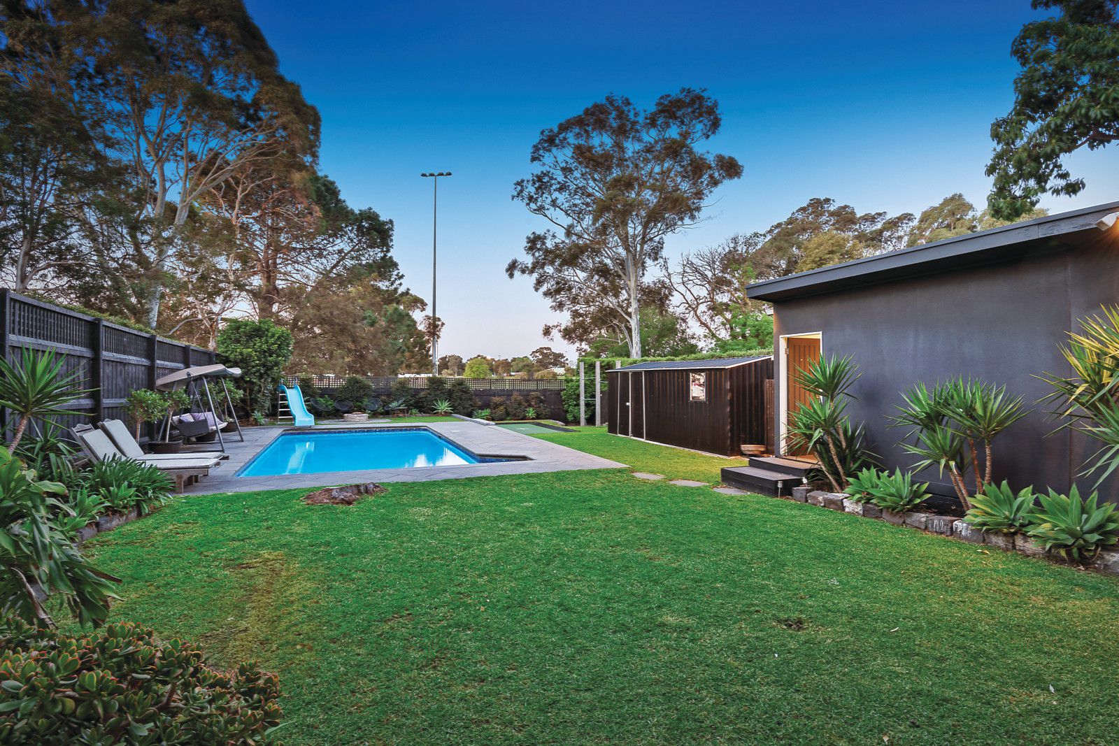 6 Sunlight Crescent, Brighton East VIC 3187, Image 2