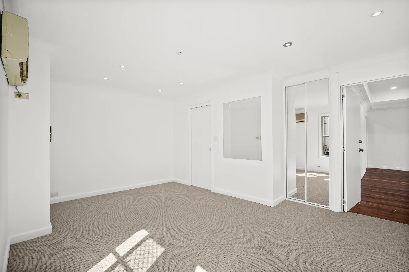 Additional image 3 of 4/739 Princes Highway, Blakehurst NSW 2221