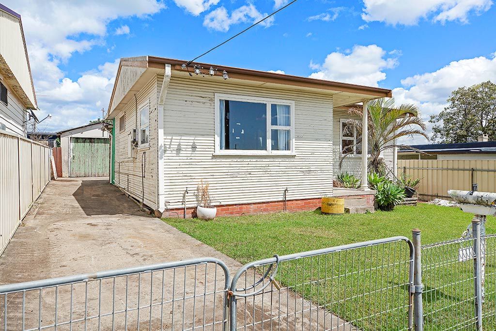 17 Irving Street, Edgeworth NSW 2285, Image 1