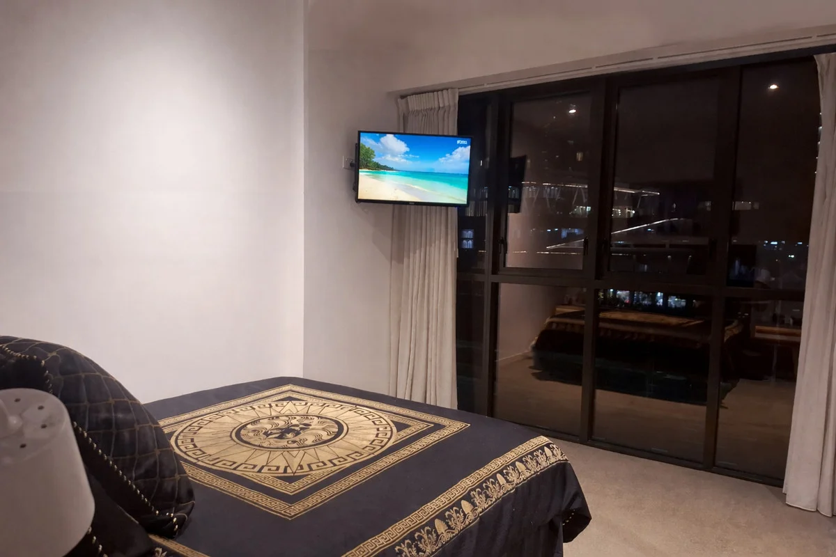 Additional image 5 of 401/2663 Gold Coast Highway, Broadbeach QLD 4218