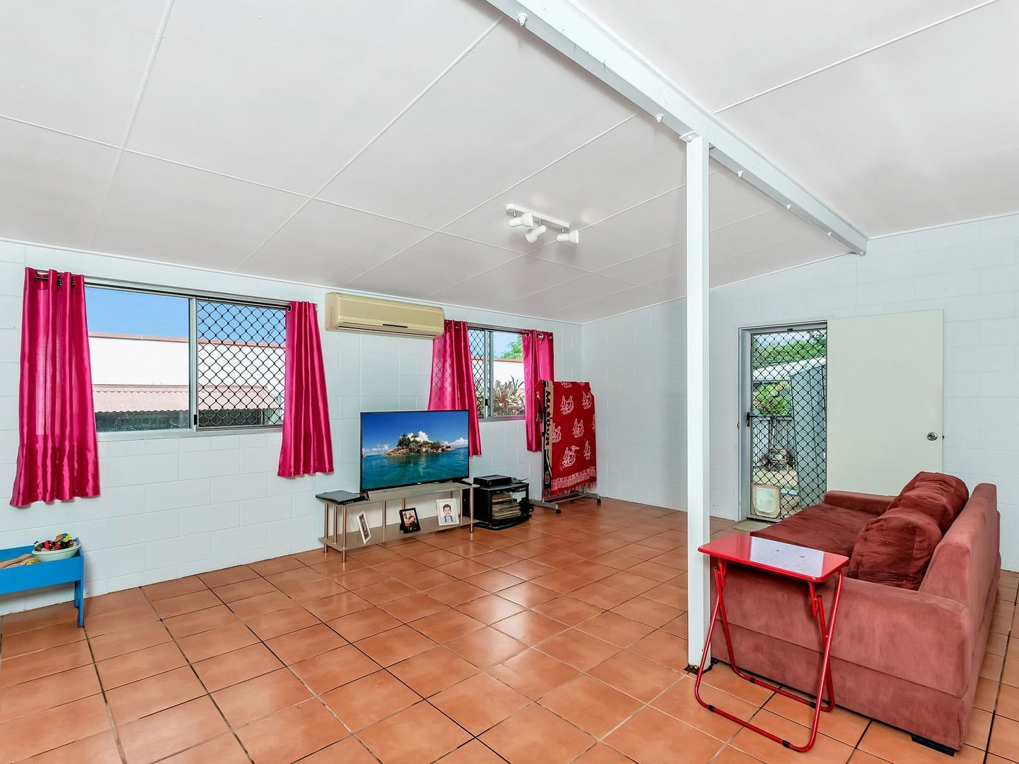 1 Craig Close, Brinsmead QLD 4870, Image 2