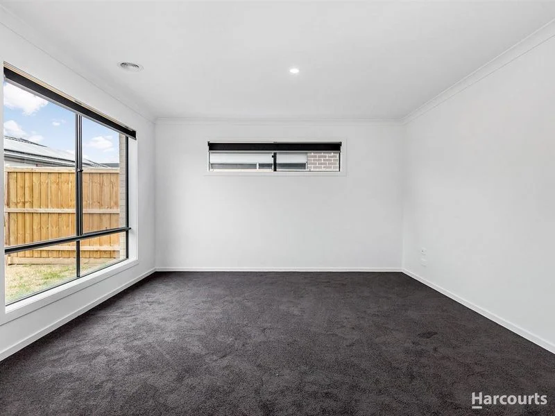 Additional image 3 of 37 Caversham Drive, Pakenham VIC 3810