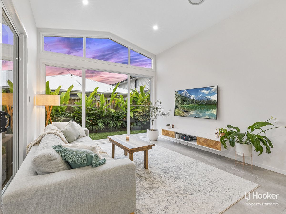 53 Verday Crescent, Pallara QLD 4110, Image 2