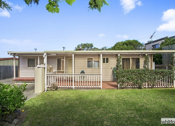 17 Battersea Rise, Ocean Grove VIC 3226