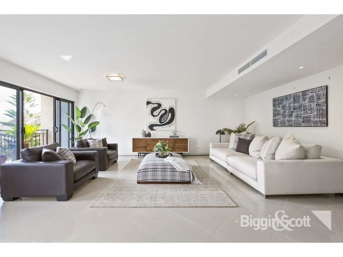 8/71 Beach Street, Port Melbourne VIC 3207, Image 0