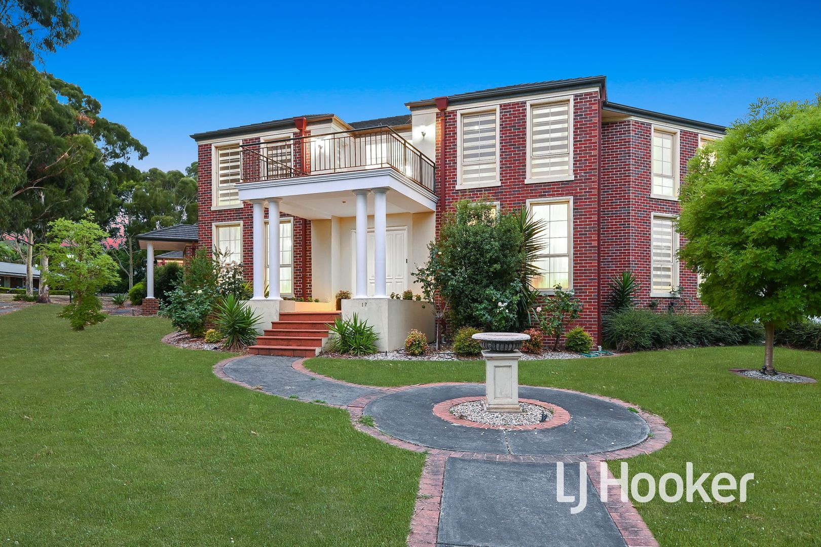 17 Parkside Boulevard, Lysterfield South VIC 3156 Domain