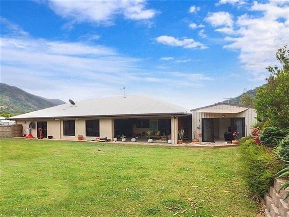 12 Heysen Close, Redlynch QLD 4870 House For Rent 750 Domain