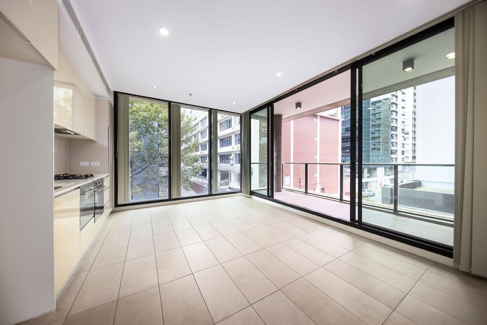 203/70 Queens Road, Melbourne VIC 3004, Image 0