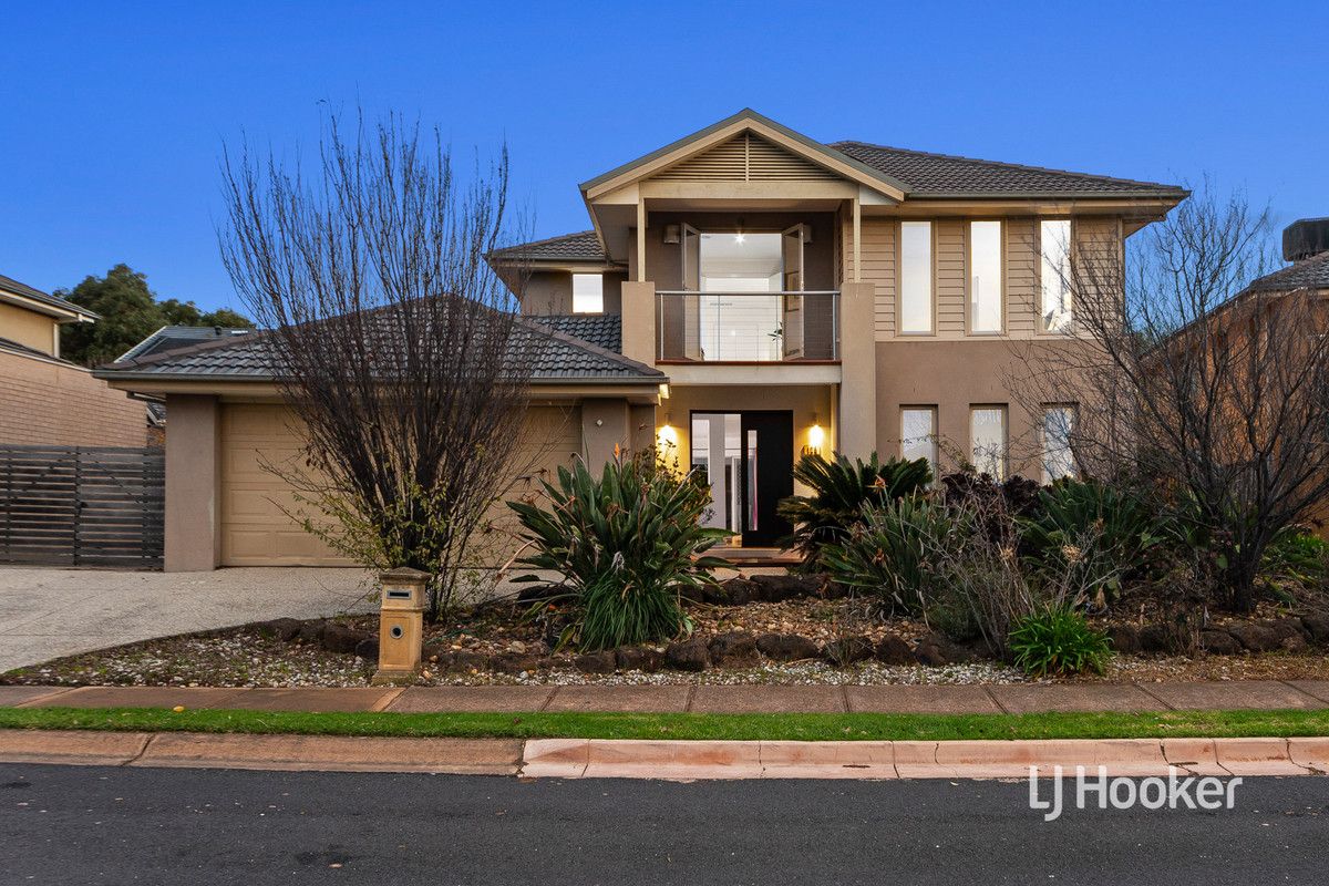 128 Sanctuary Lakes South Boulevard, Point Cook Property History