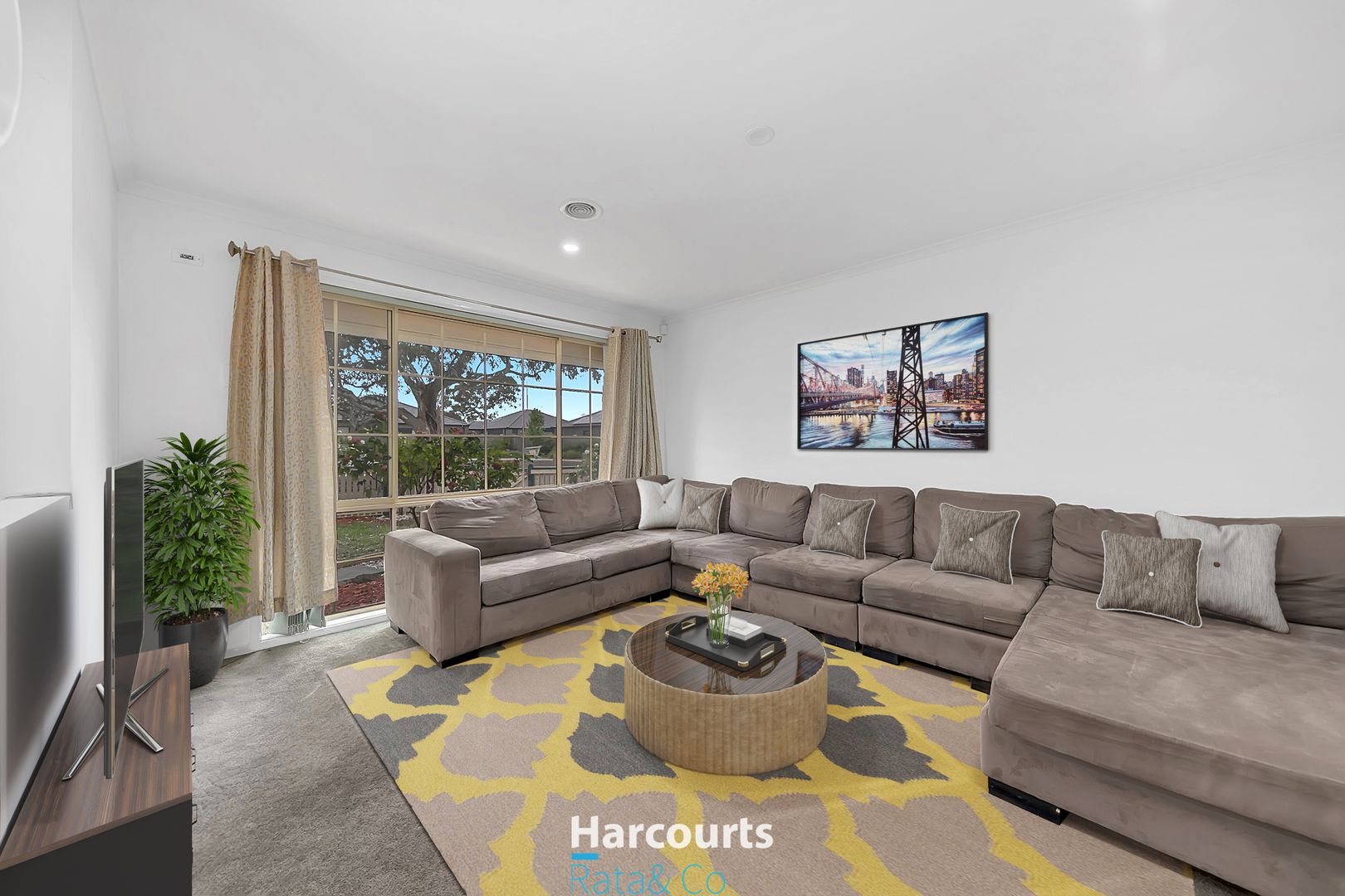 16 Sommeville Drive, Roxburgh Park VIC 3064, Image 1