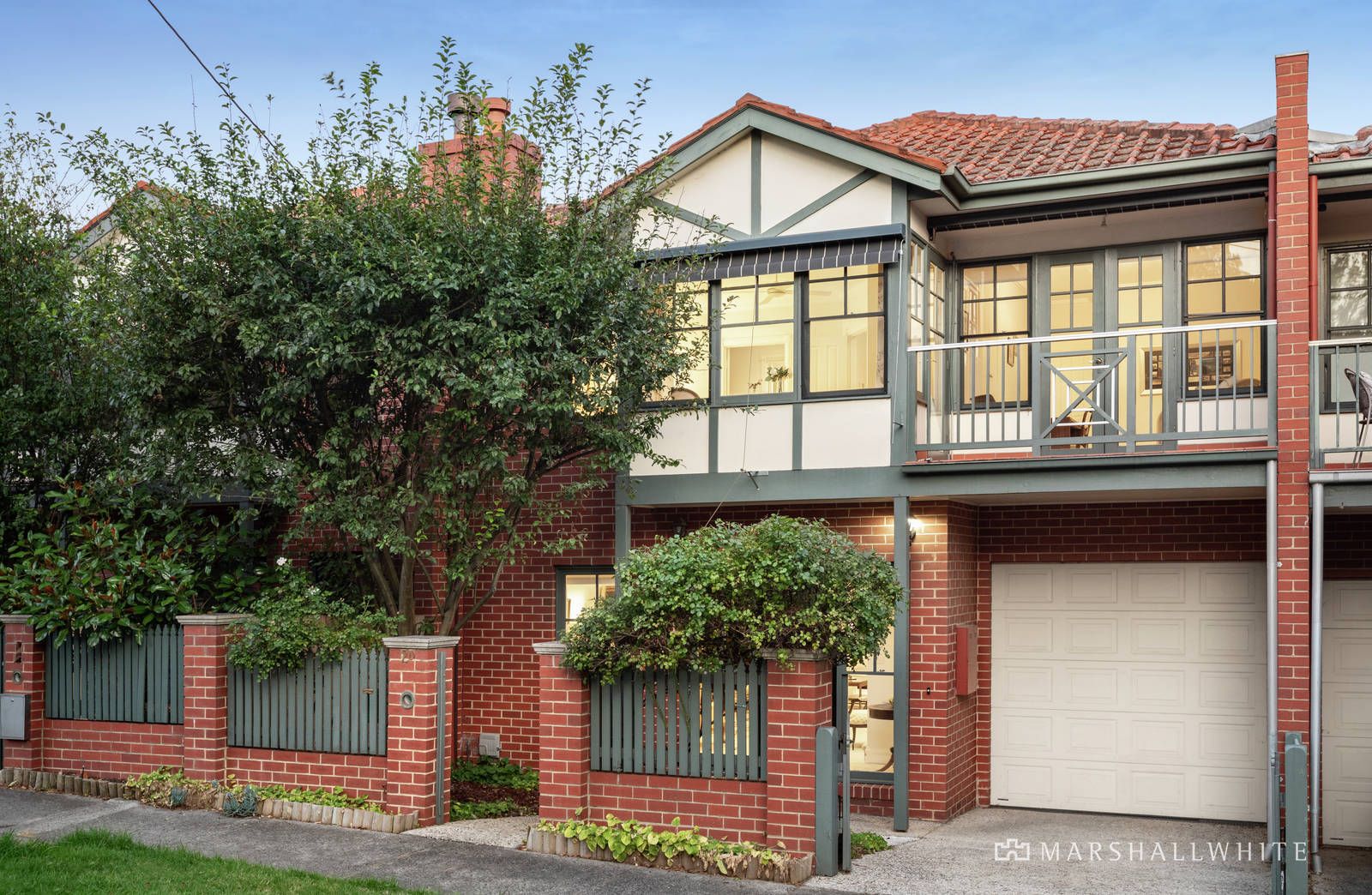 2D Hopetoun Avenue, Canterbury VIC 3126, Image 0