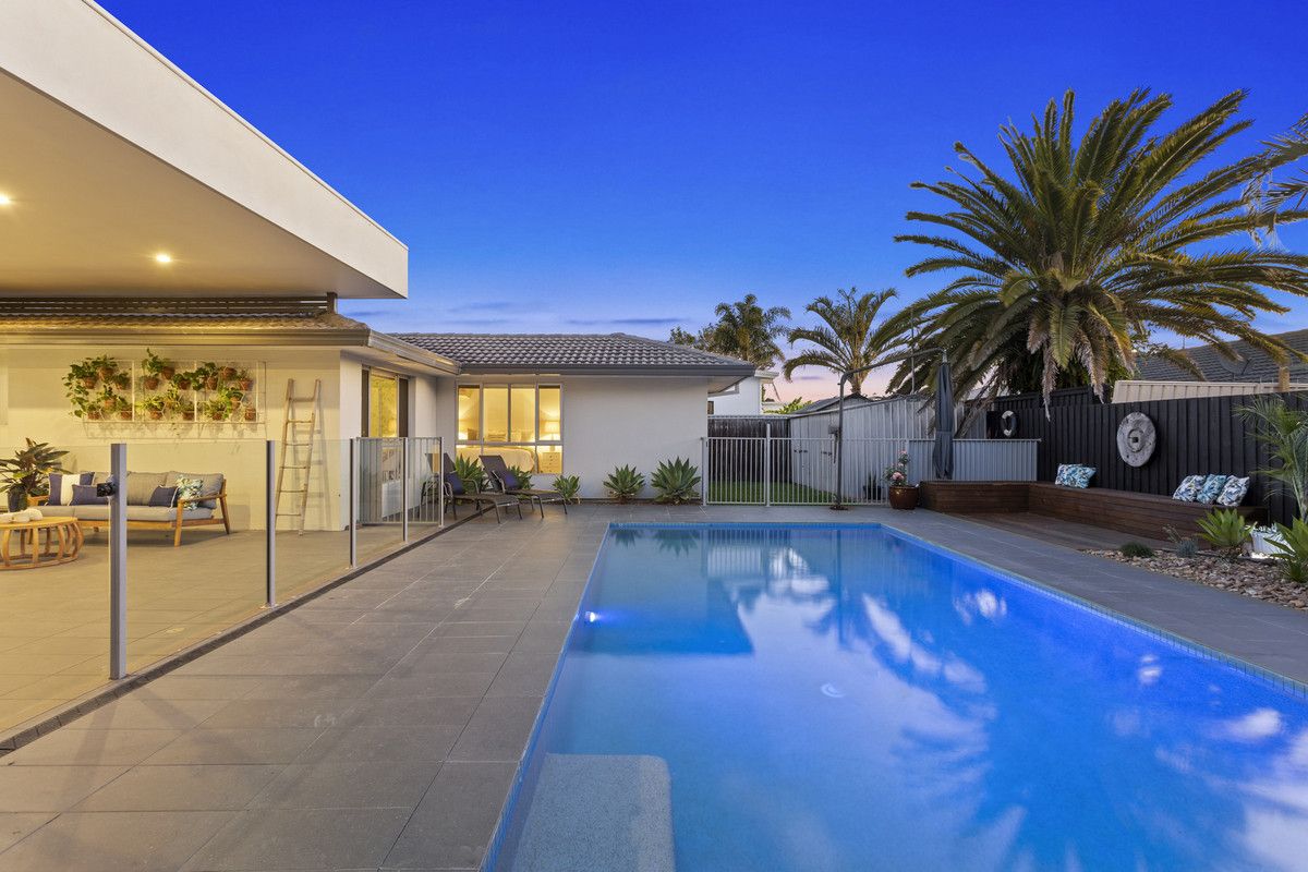 4 bedrooms House in 130 Burleigh Street BURLEIGH WATERS QLD, 4220