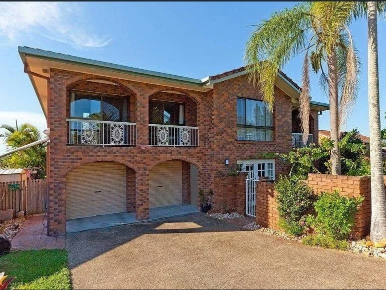 Primary image of 75 Donnington Street, Carindale QLD 4152