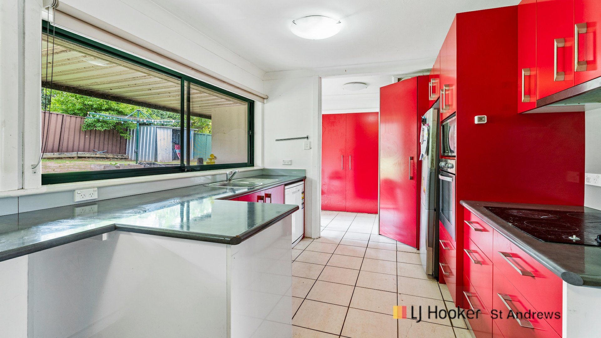 10 Evergreen Ave, Bradbury NSW 2560, Image 1