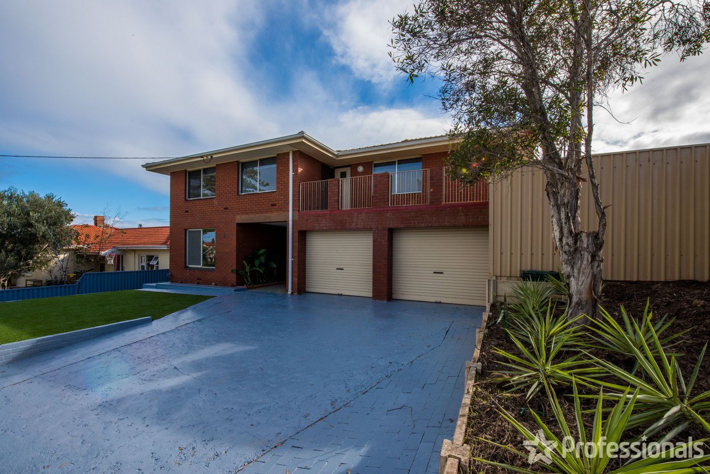 2 Conway Street, Beachlands WA 6530, Image 0