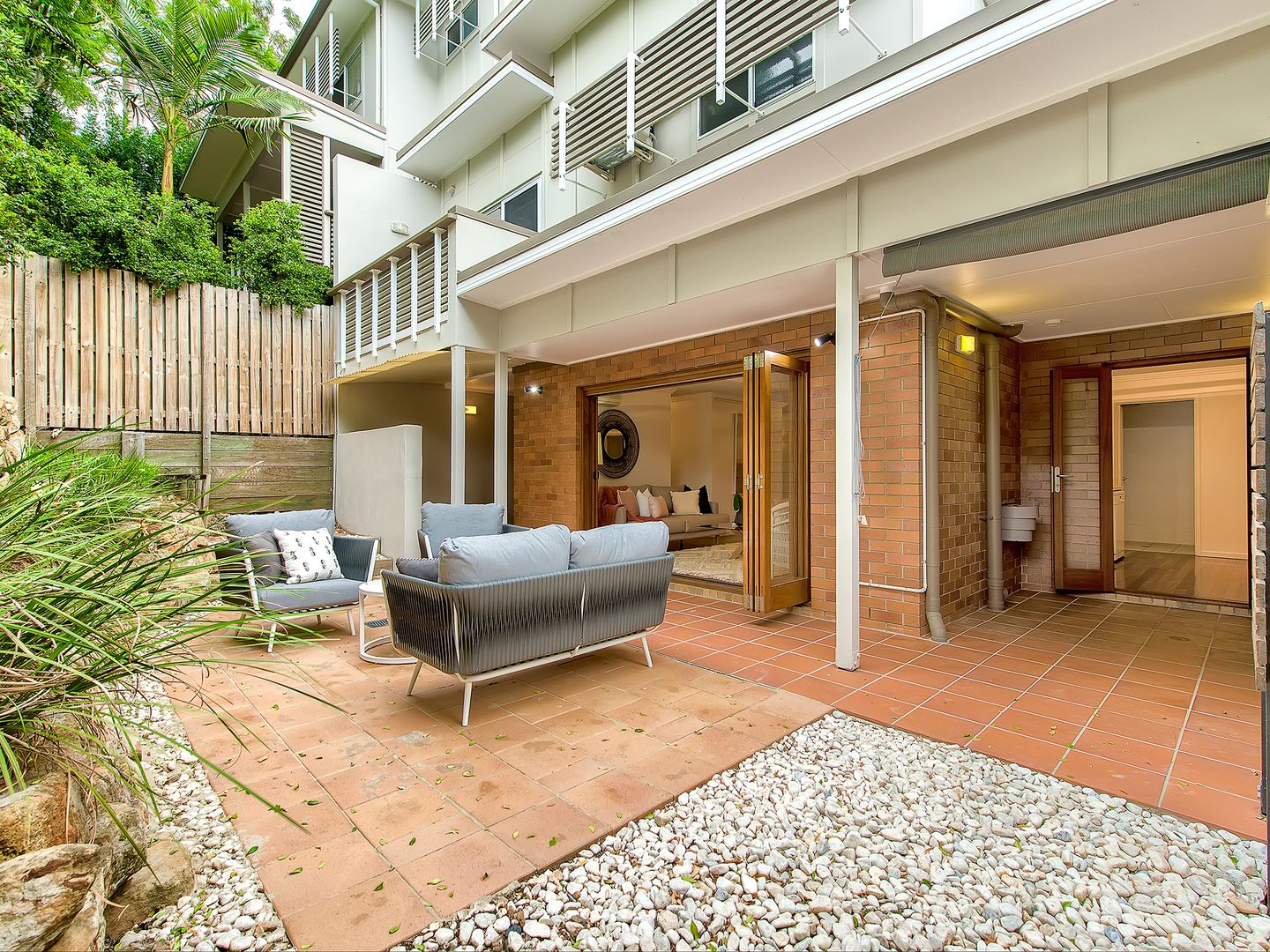 3/46 Highview Terrace, St Lucia QLD 4067, Image 2