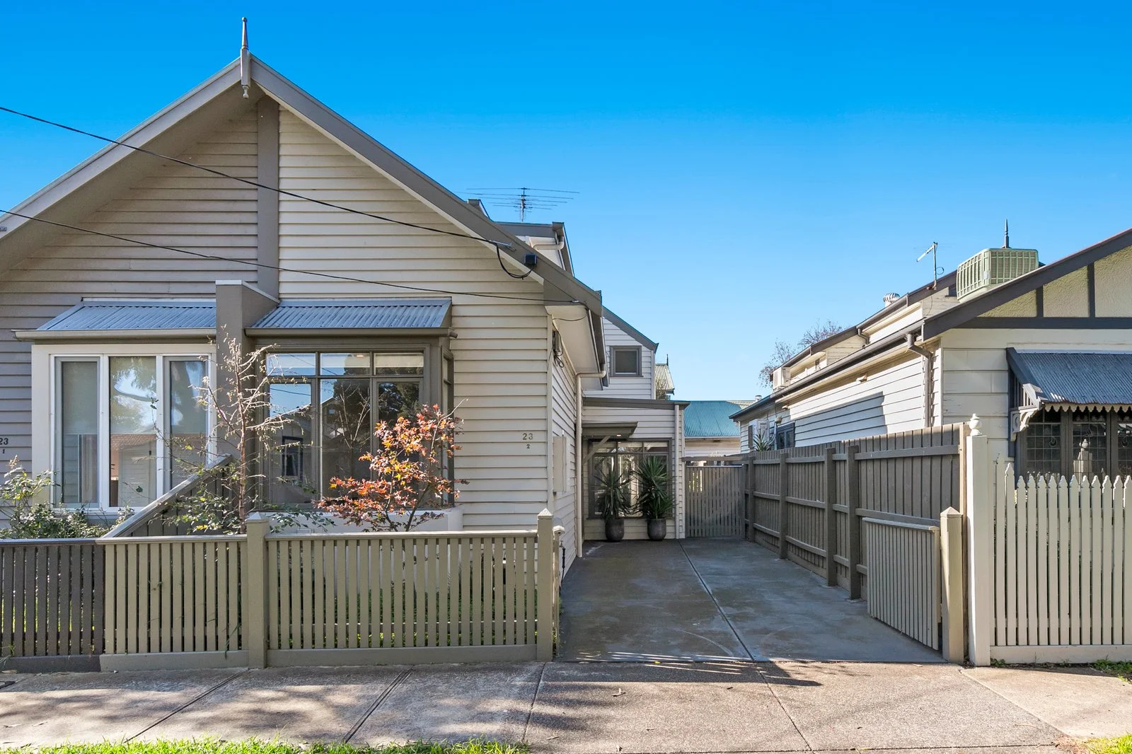 Primary image of 2/23 Severn Street, Yarraville VIC 3013