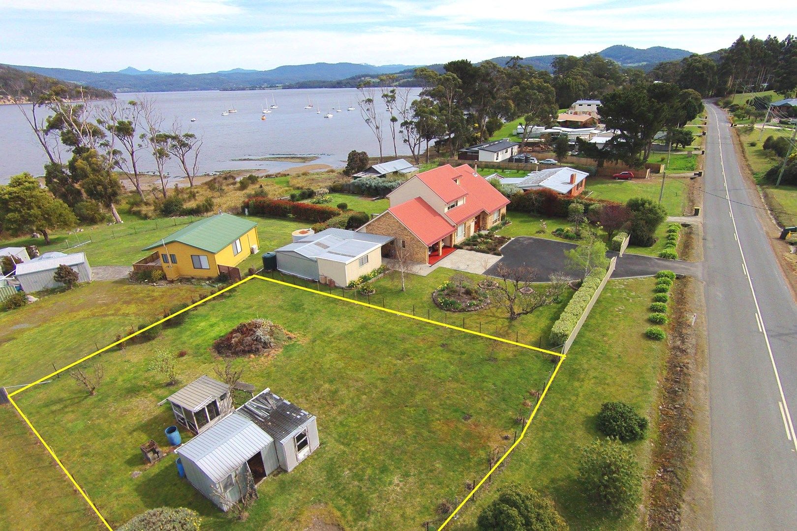 2 Challis Crescent, Deep Bay TAS 7112, Image 0