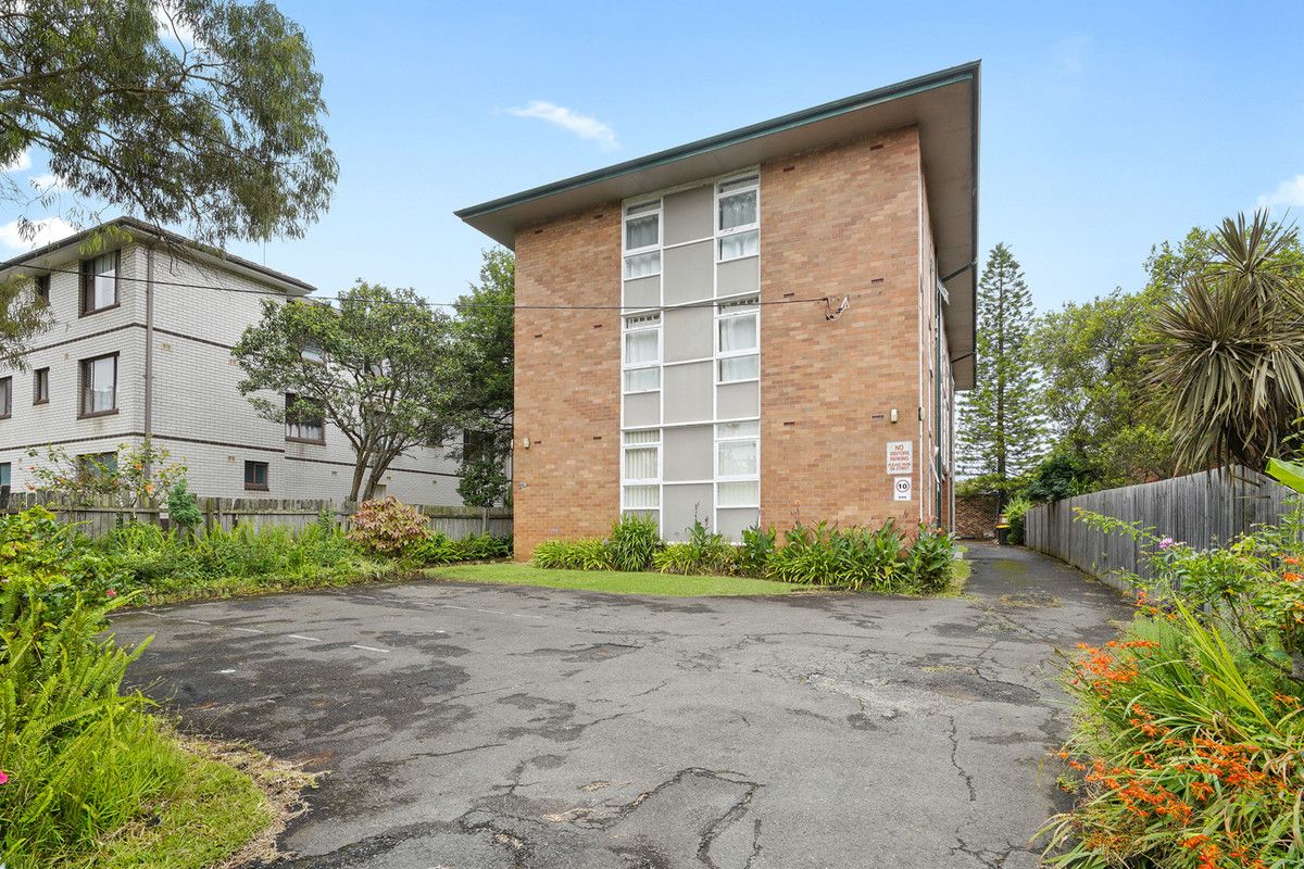 8 clyde court wakerley sales qld 4154