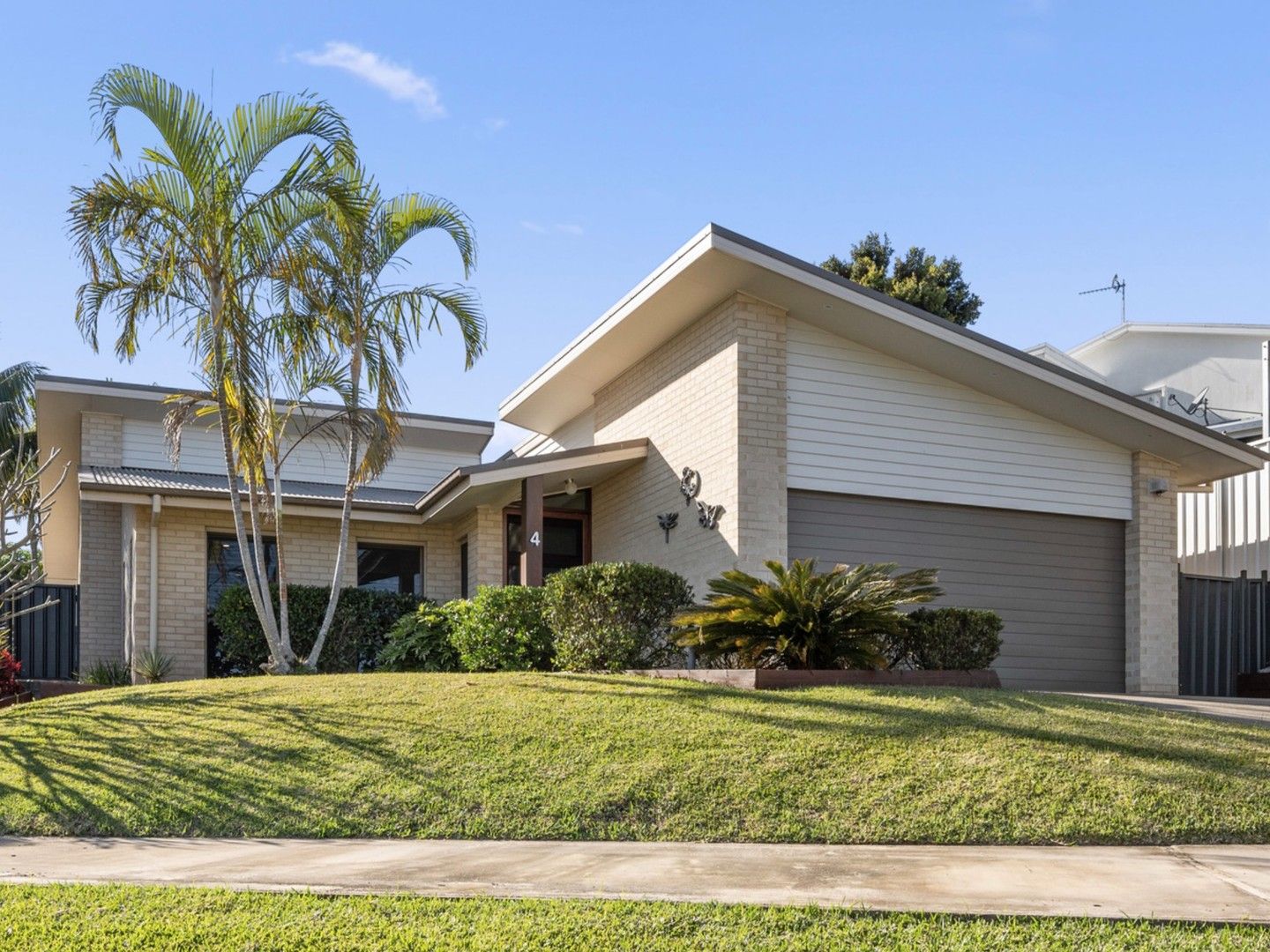 4 bedrooms House in 4 Ceanothus Close COFFS HARBOUR NSW, 2450