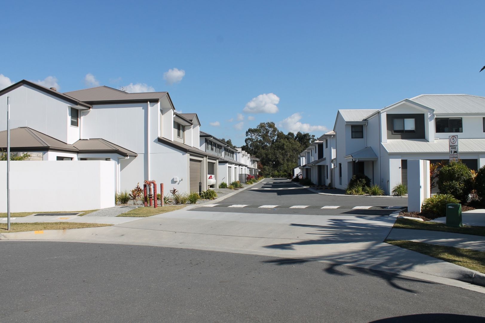 35/1 Jefferson Court, Upper Coomera Property History & Address