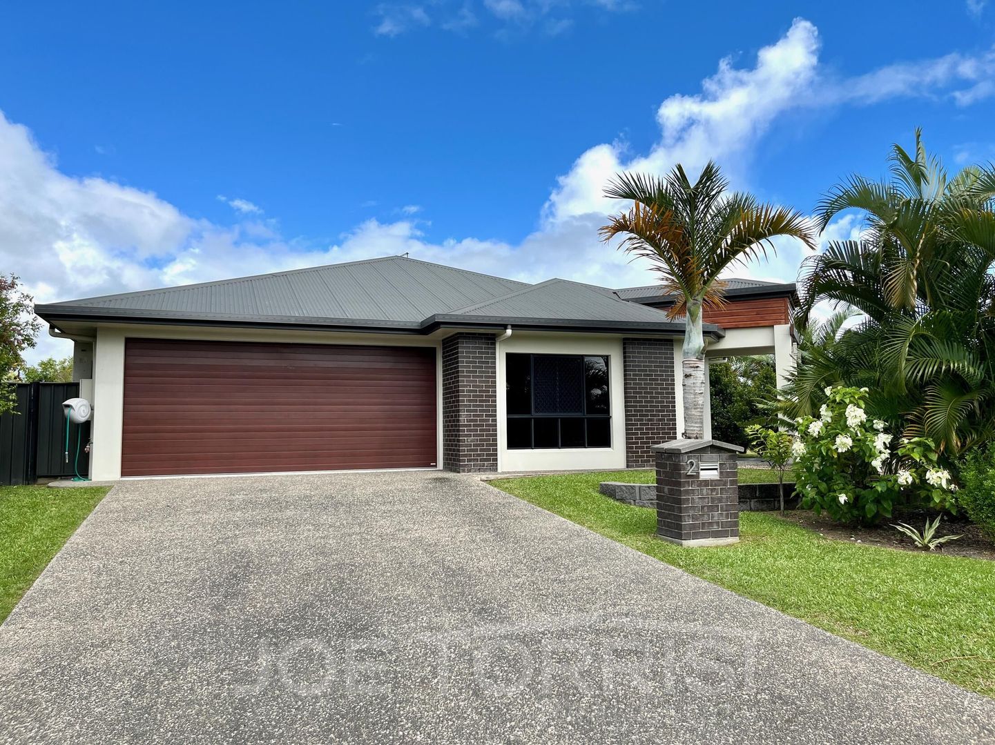 2 Curlew Close, Mareeba QLD 4880 Domain