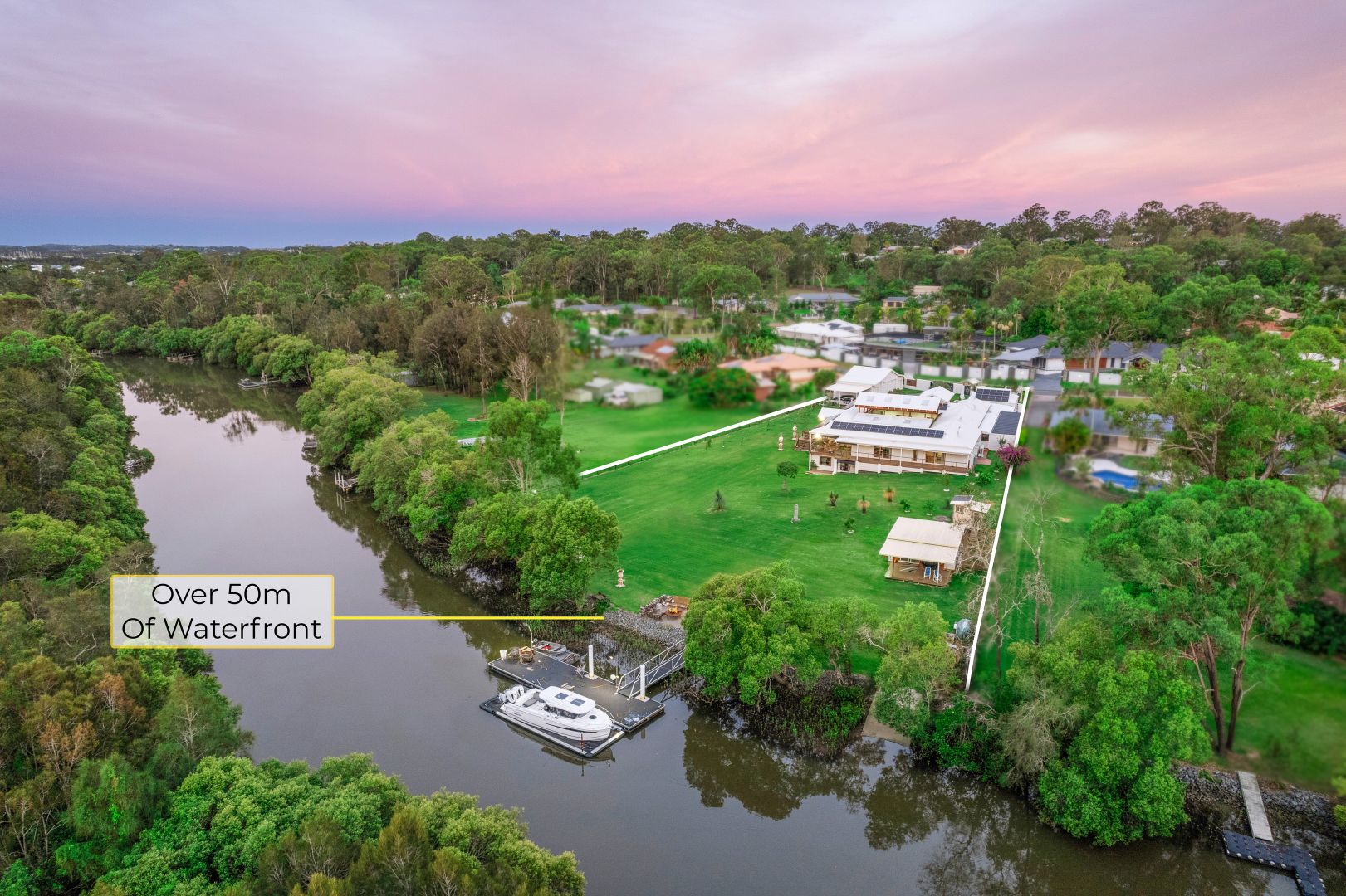 20 Riverdowns Crescent, Helensvale Property History & Address