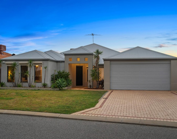 12 Tranquility Way, Halls Head WA 6210