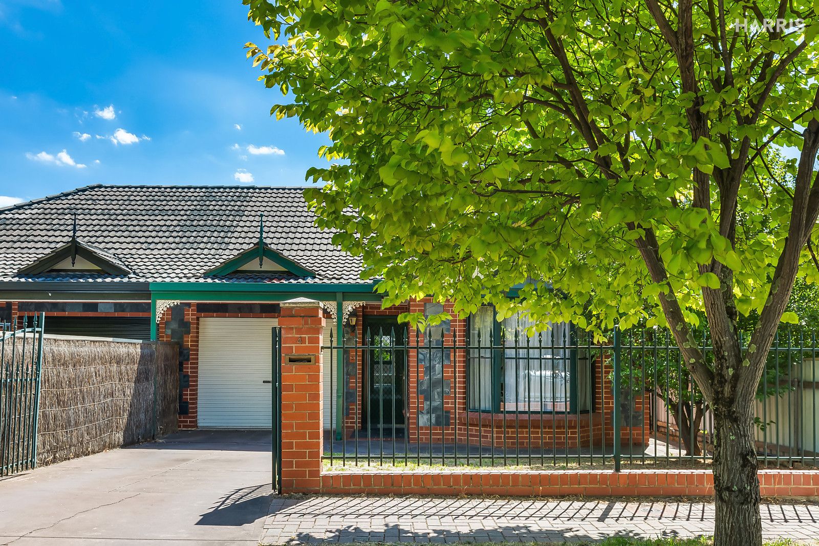 4 Ellerslie Street, Kensington Garden Property History & Address