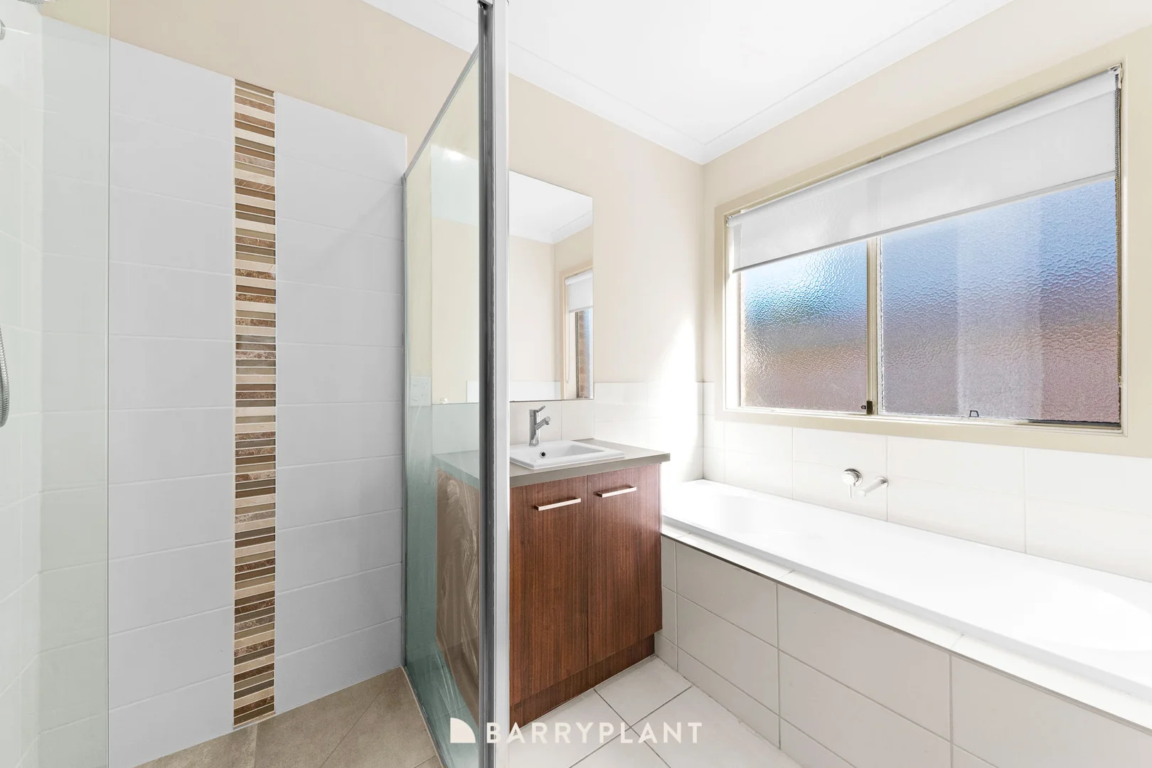 Additional image 10 of 61 Como Parade, Clyde North VIC 3978