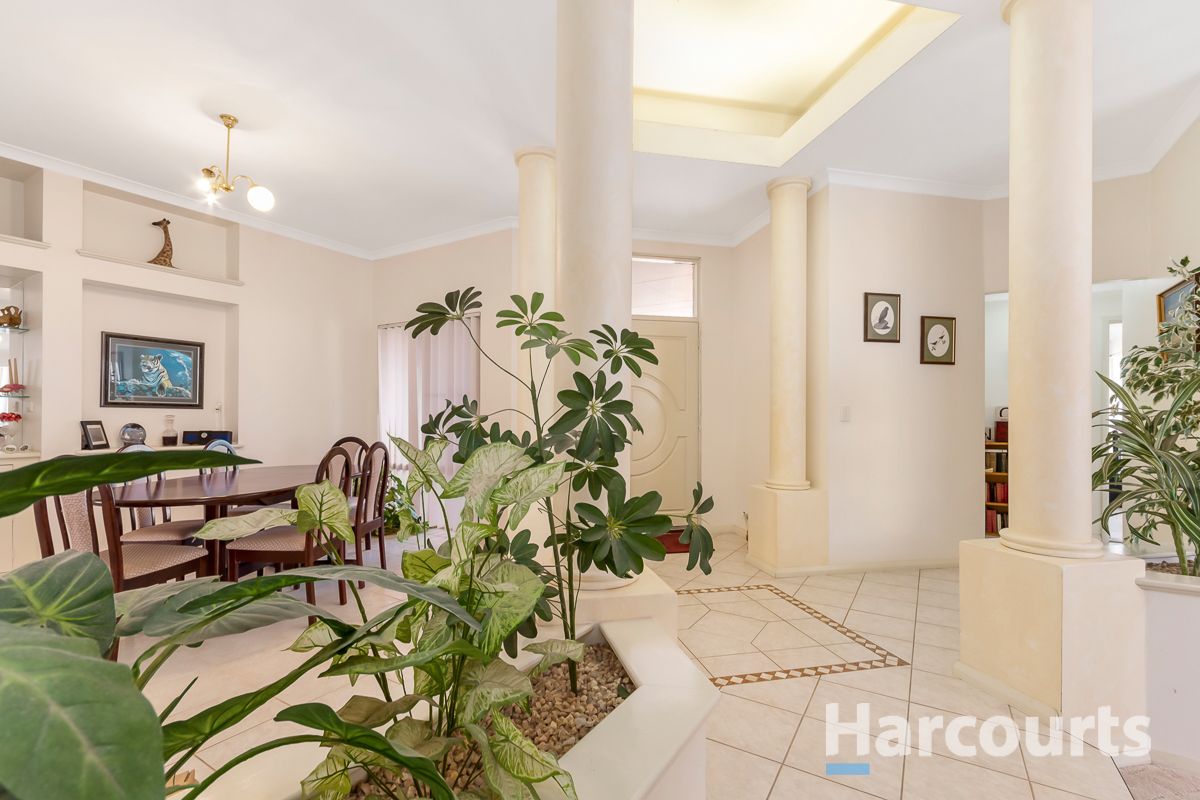 6 Raffles Court, Currambine WA 6028, Image 2