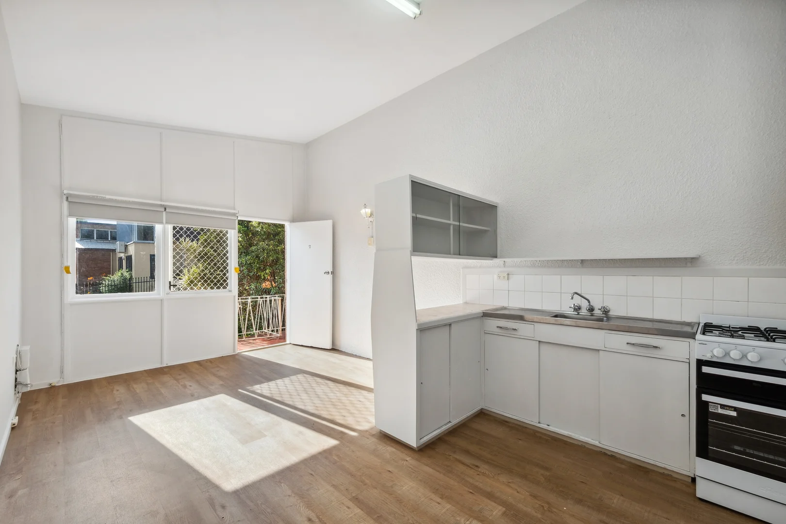 Additional image 2 of 2/20 Esther Street, Mount Lofty QLD 4350