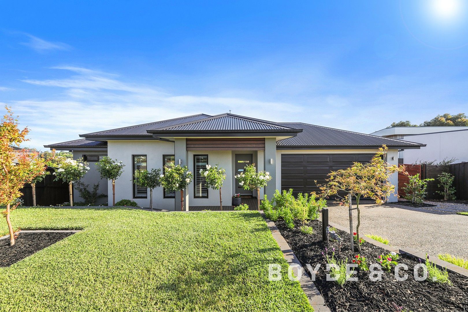 4 bedrooms House in 82 Bexley Boulevard DROUIN VIC, 3818
