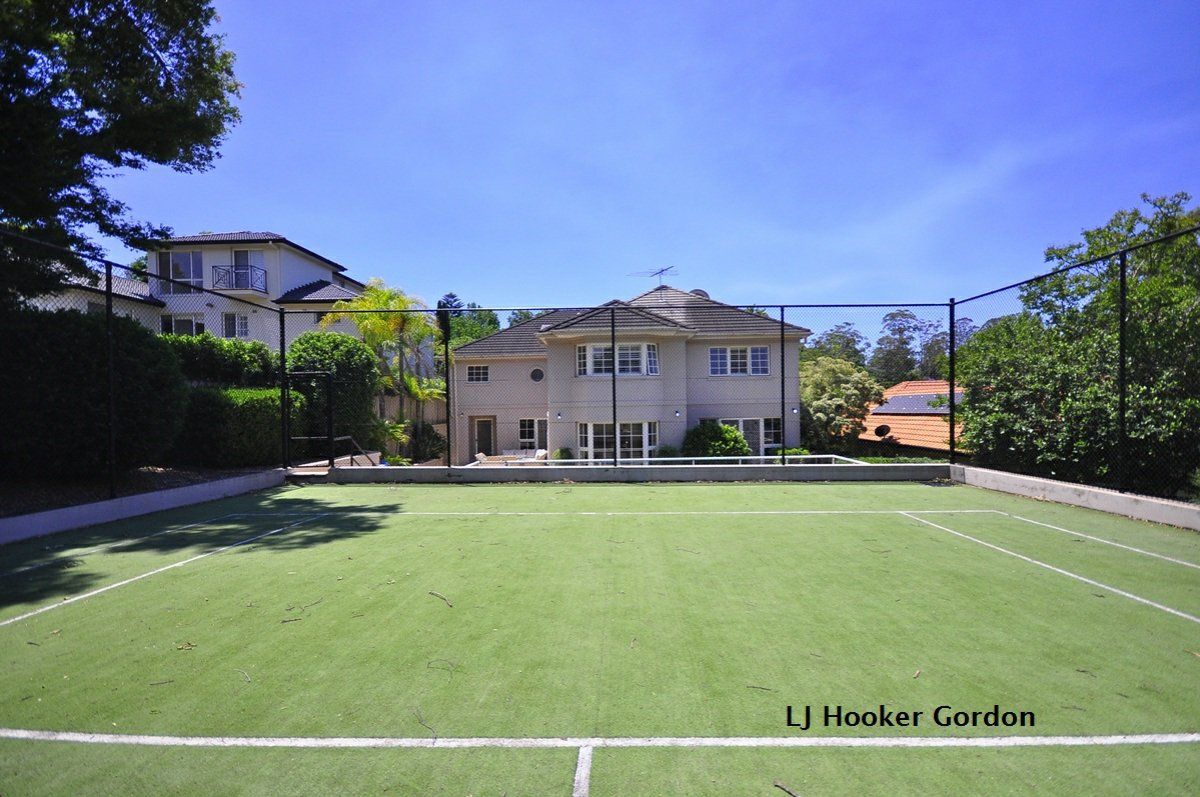 6 bedrooms House in 7 Bromley Ave PYMBLE NSW, 2073