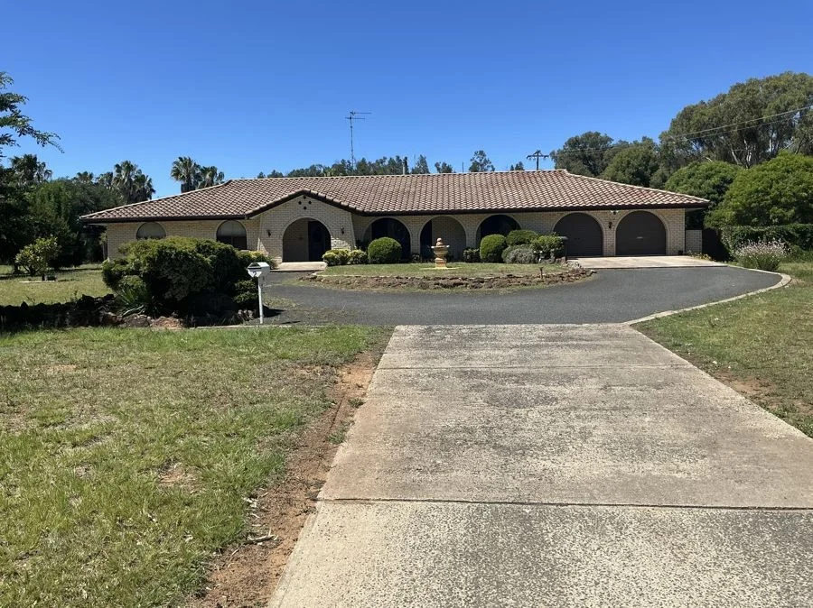 2 BARKER, Coonabarabran NSW 2357