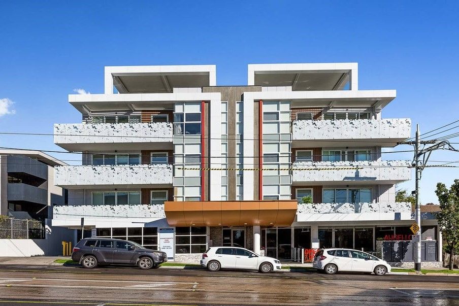 1 bedrooms Apartment / Unit / Flat in 108/200 Whitehorse Road BALWYN VIC, 3103