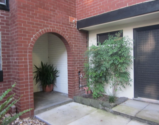 13/14 Normanby Street, Windsor VIC 3181