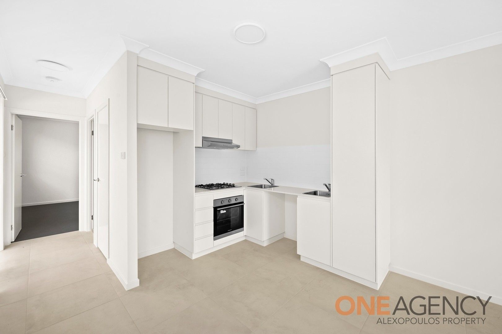 1 bedrooms House in 139A Narrami Road AUSTRAL NSW, 2179