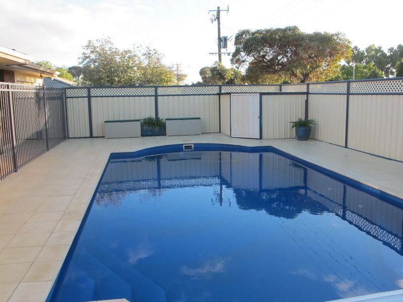 38 Jackson Way, Merredin WA 6415