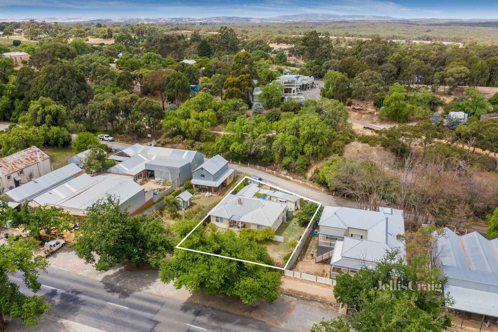 12 High Street, Maldon VIC 3463, Image 2