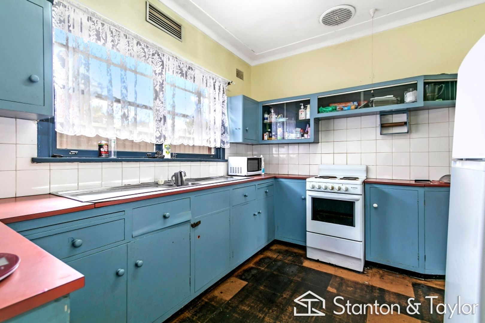 26 Sunshine Avenue, Penrith NSW 2750, Image 2