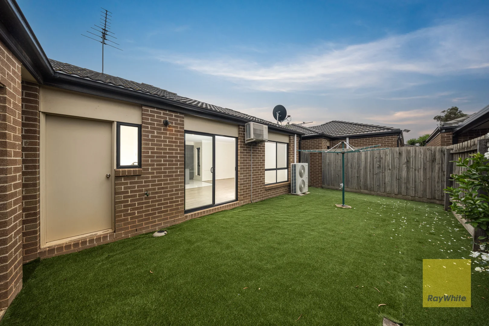 Additional image 10 of 1/64 Toritta Way, Truganina VIC 3029