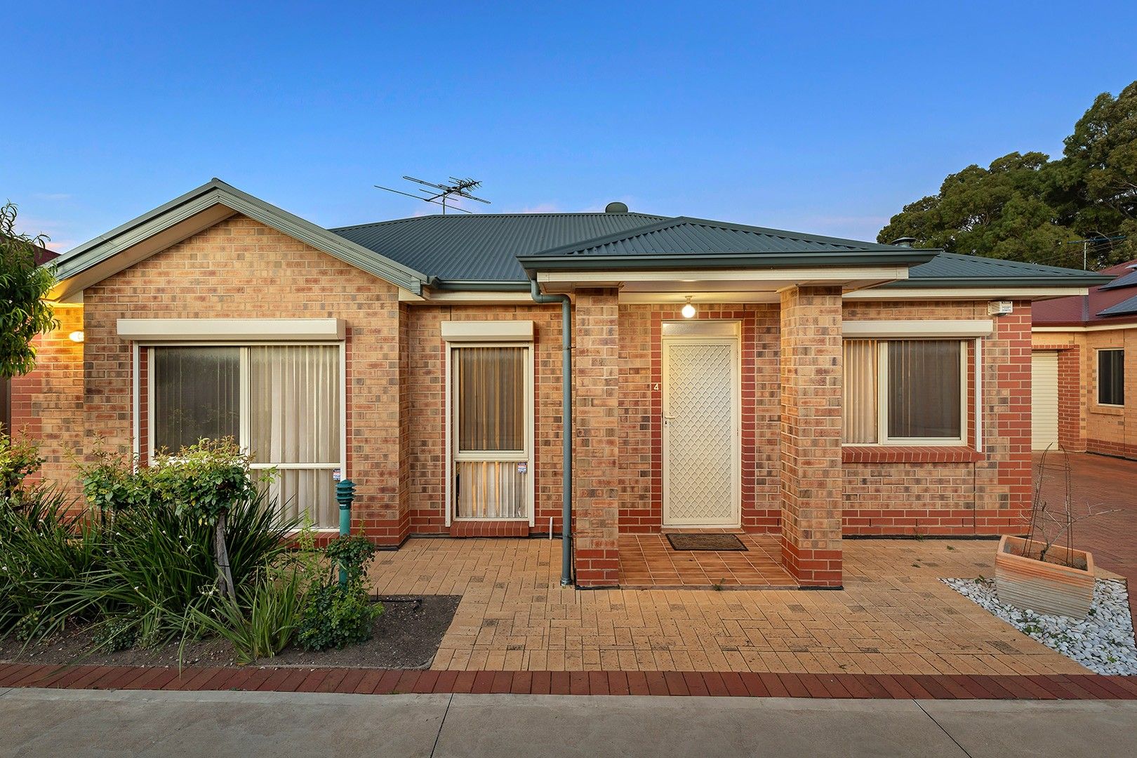 2 bedrooms House in 4/185-187 Martins Road PARAFIELD GARDENS SA, 5107