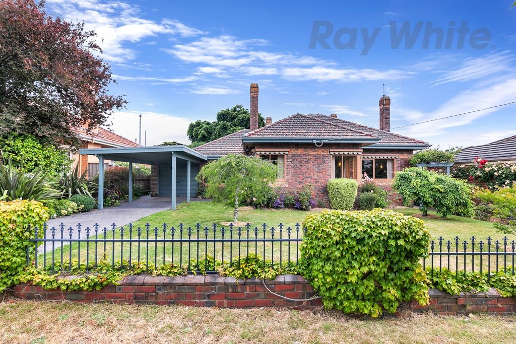 11 Brawn Avenue, Lake Wendouree VIC 3350, Image 0