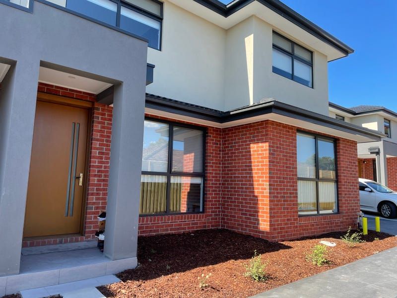 1-4/28 Madeline road, Clayton VIC 3168, Image 2