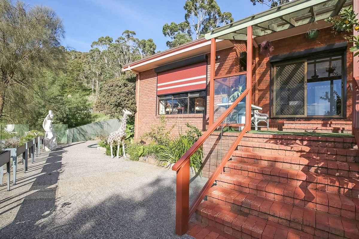 13 Kawana Court, Camperdown VIC 3260, Image 1