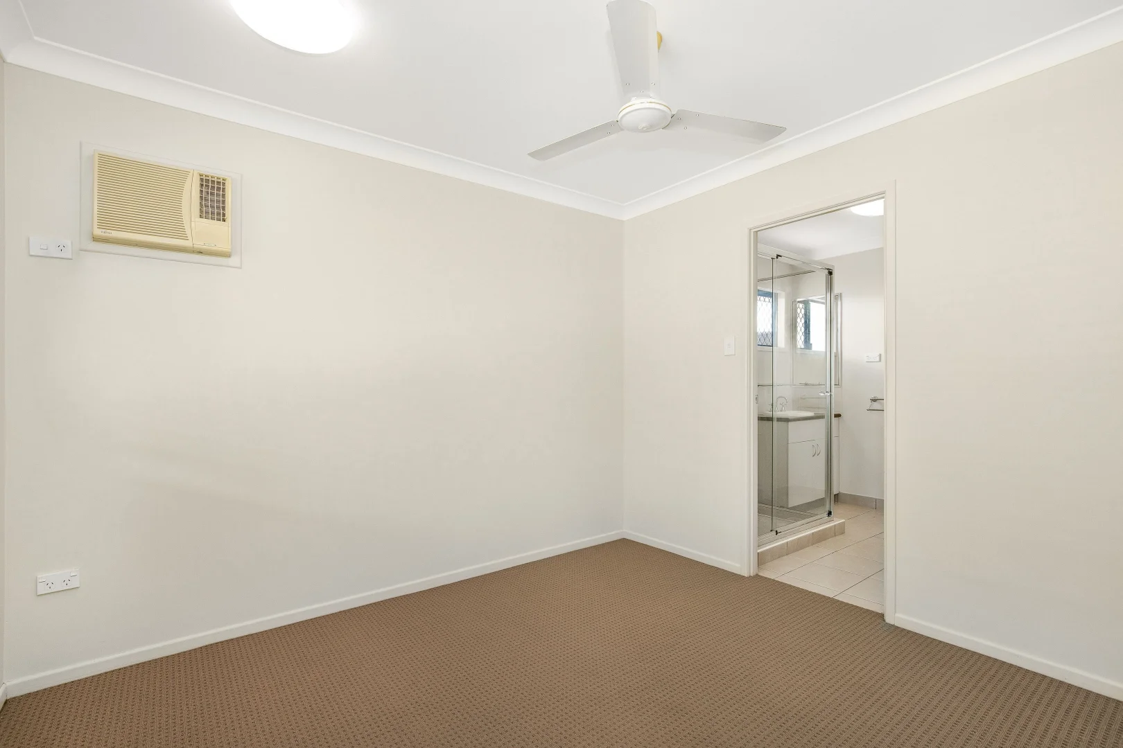 Additional image 4 of 9 Wexford Crescent, Mount Low QLD 4818