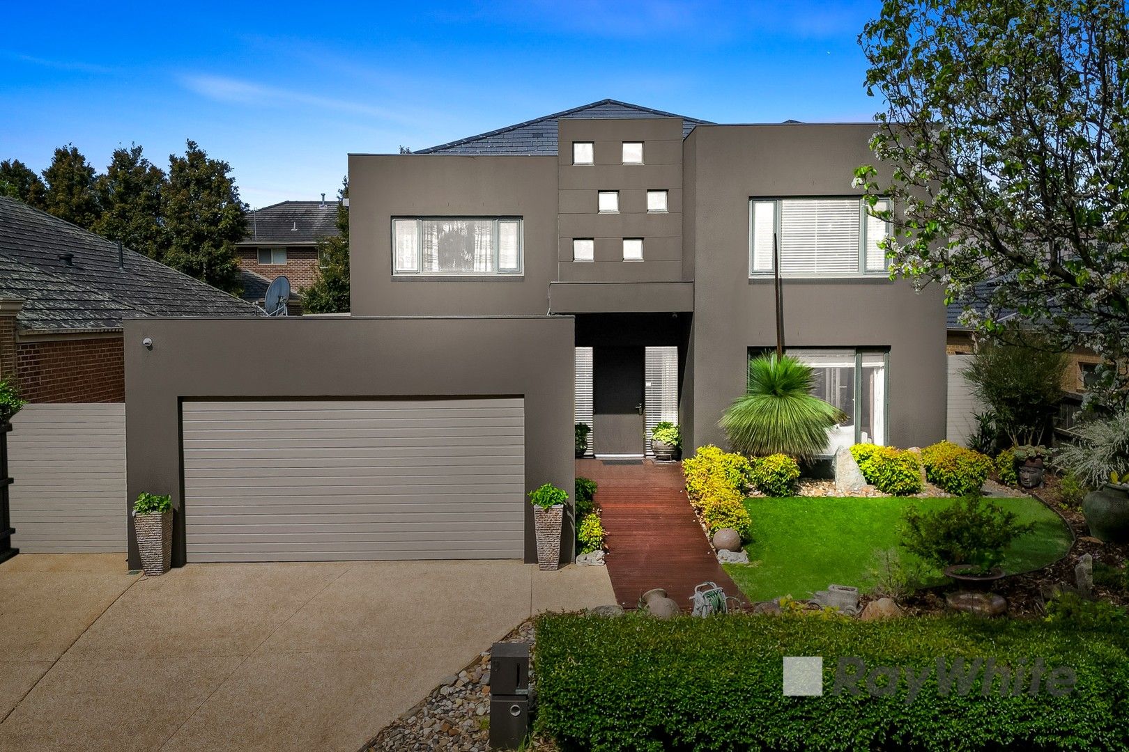 3 Oakmoss Place, Berwick VIC 3806, Image 0