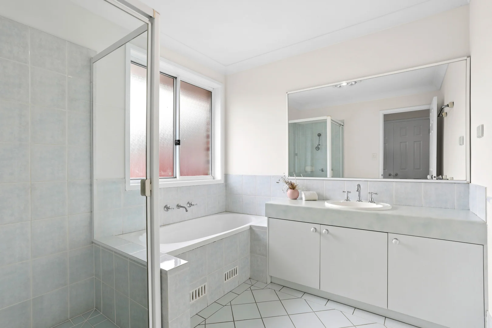 Additional image 7 of 122a Roberts Road, Greenacre NSW 2190